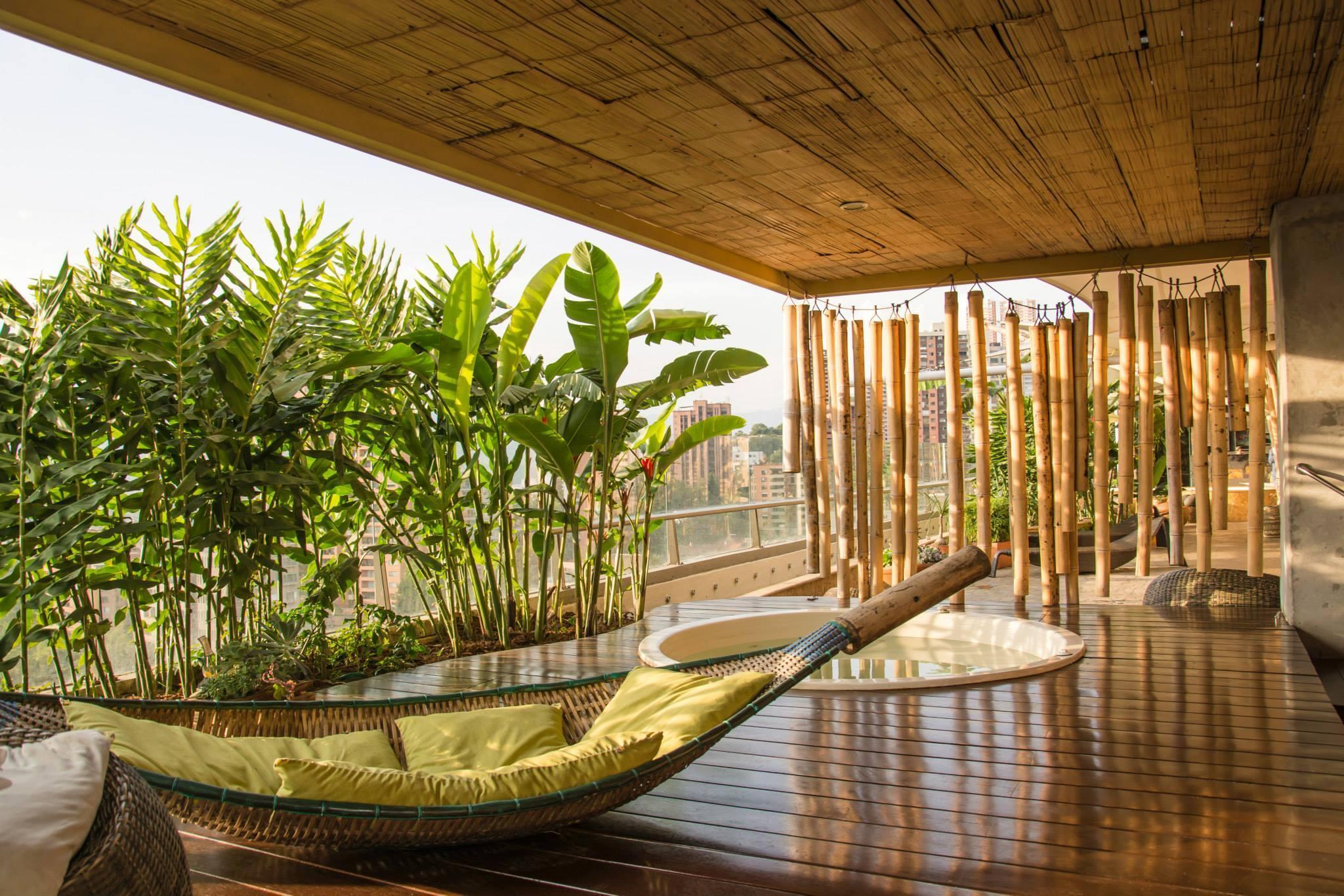 Diez Hotel Categoria Colombia Medellin Exterior photo The interior of the house