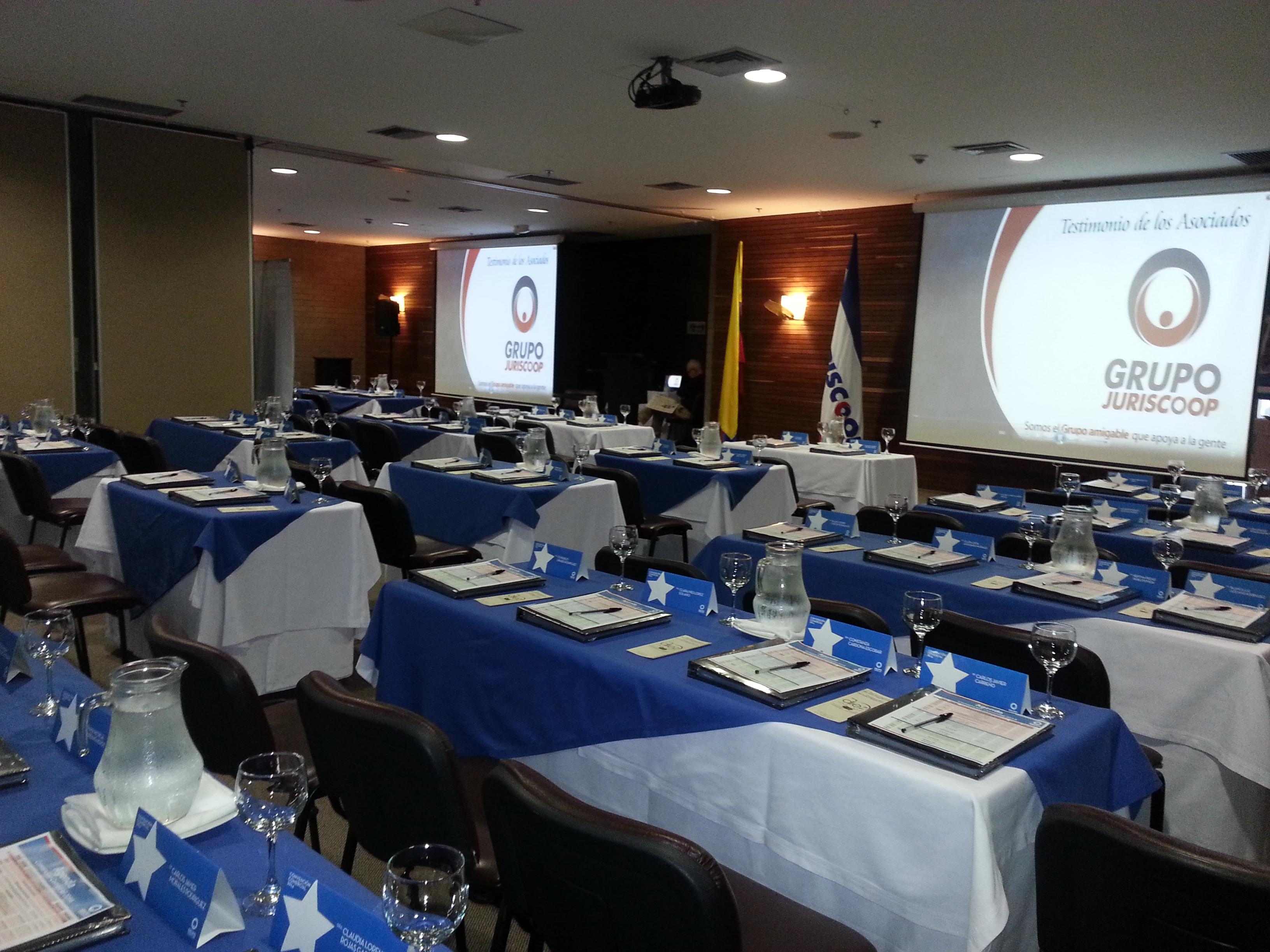 Diez Hotel Categoria Colombia Medellin Exterior photo A meeting of the Inter-American Defense College