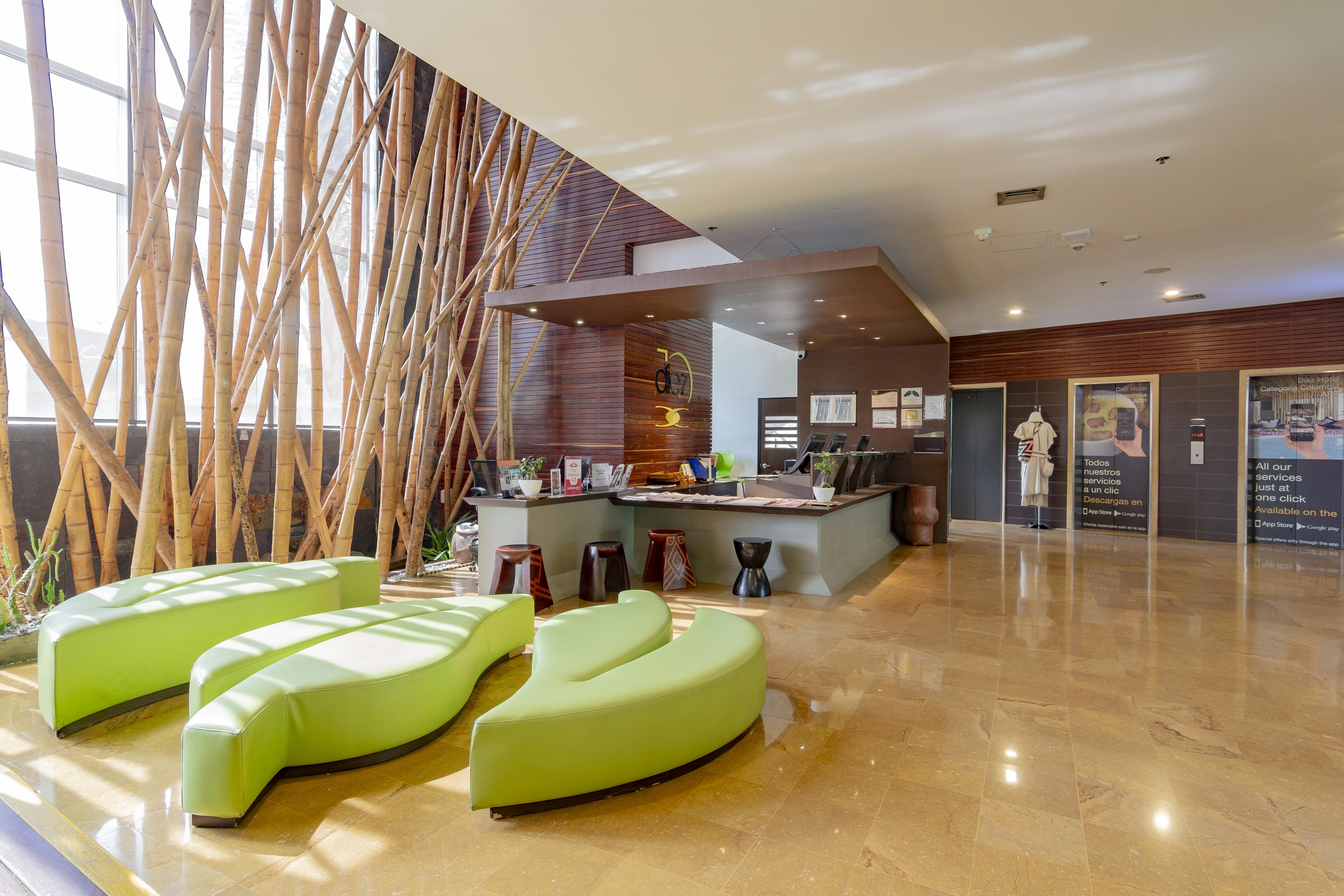 Diez Hotel Categoria Colombia Medellin Exterior photo The lobby of the hotel