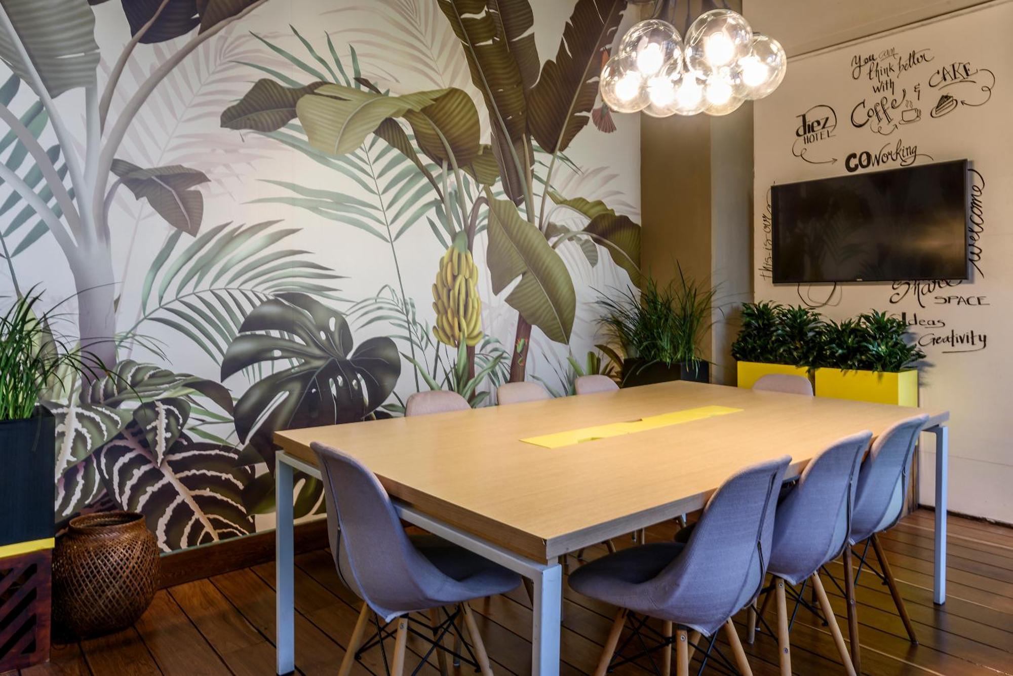Diez Hotel Categoria Colombia Medellin Exterior photo Meeting room at the company's headquarters in Madrid